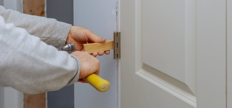 fiberglass entry door repair in Hawthorne